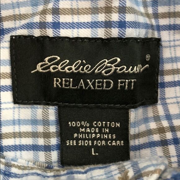 Eddie Bauer Short Sleeve Button Down Sz. L - Picture 2 of 4